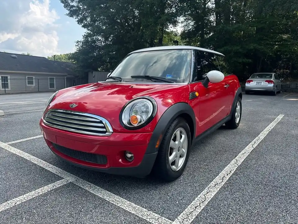 2010 MINI Cooper Base's photo
