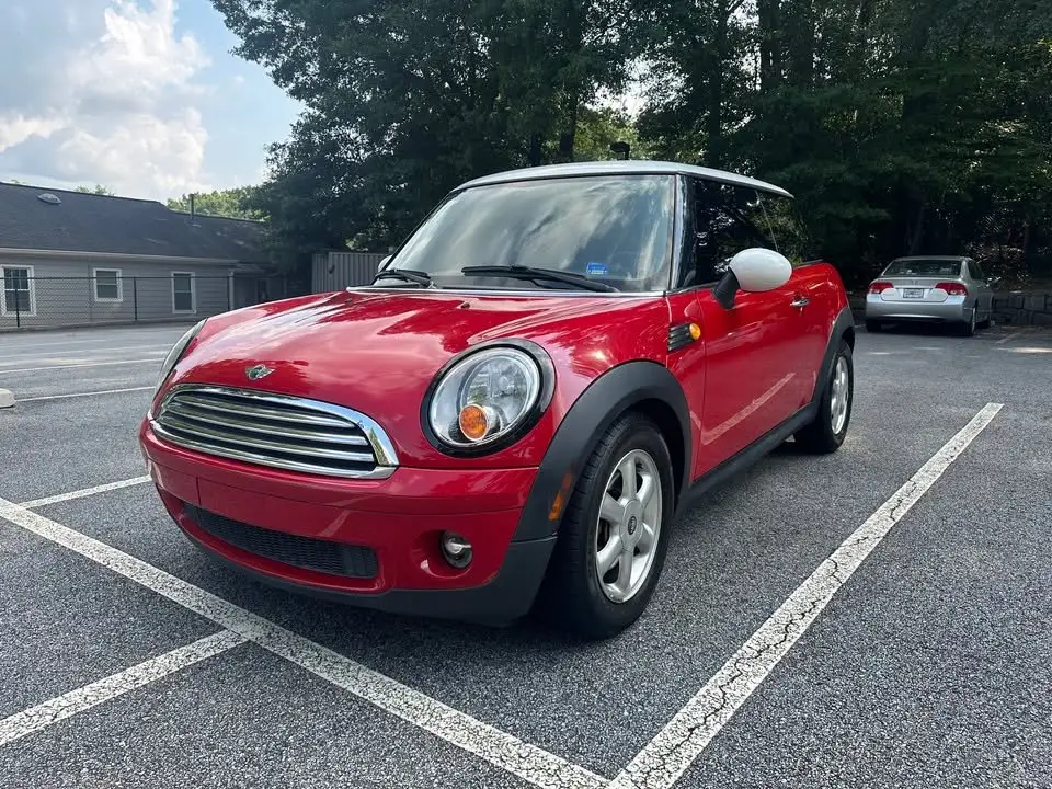 2010 MINI Cooper Base photo 1