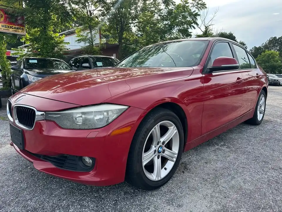 2013 BMW 3 Series 328i xDrive Sedan's photo