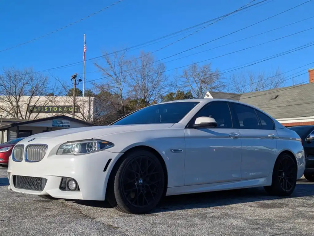 2014 BMW 5 Series ActiveHybrid 5's photo