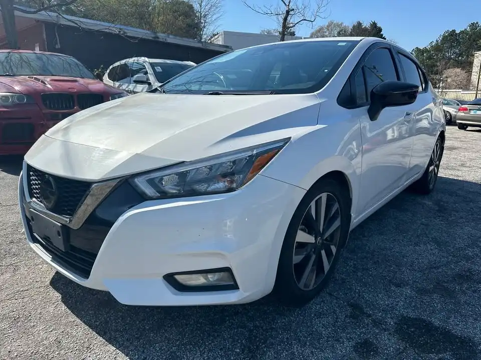 2021 Nissan Versa 1.6 SR CVT's photo