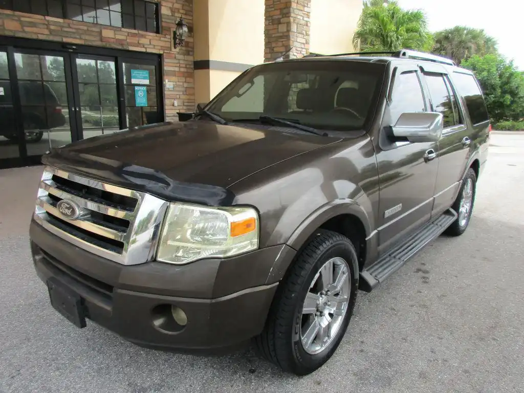 2008 Ford Expedition Limited's photo