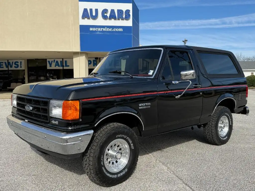 1987 Ford Bronco's photo