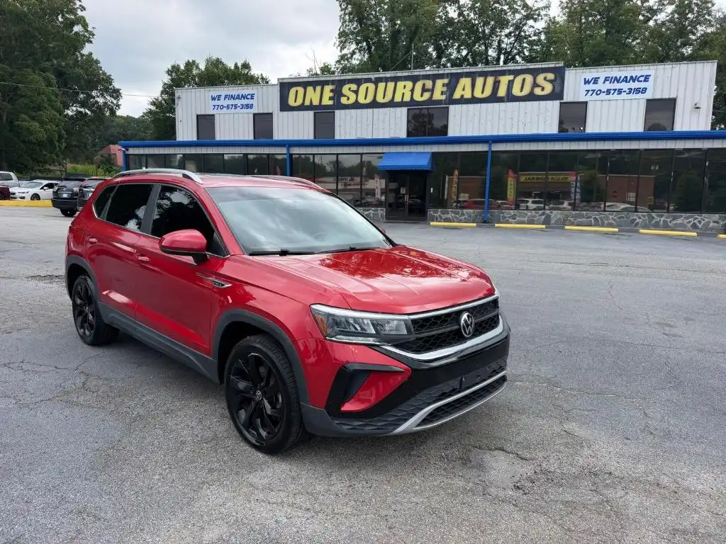 2022 Volkswagen Taos 1.5T SE's photo