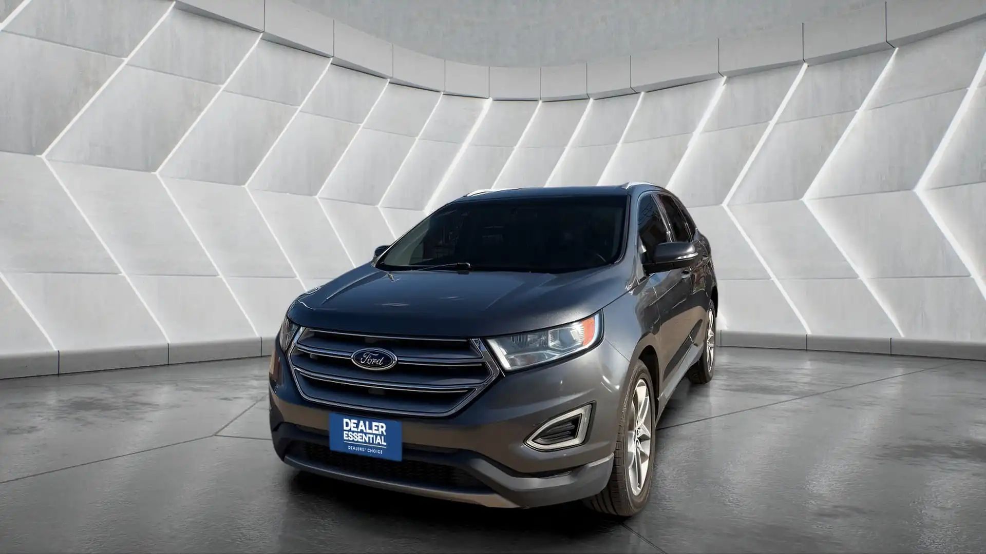 2016 Ford Edge Titanium's photo