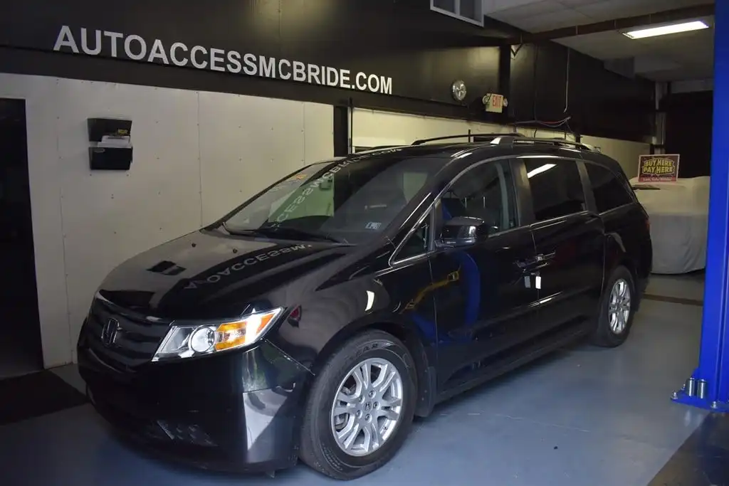 2012 Honda Odyssey EX-L w/DVD Rear Entertainment System's photo