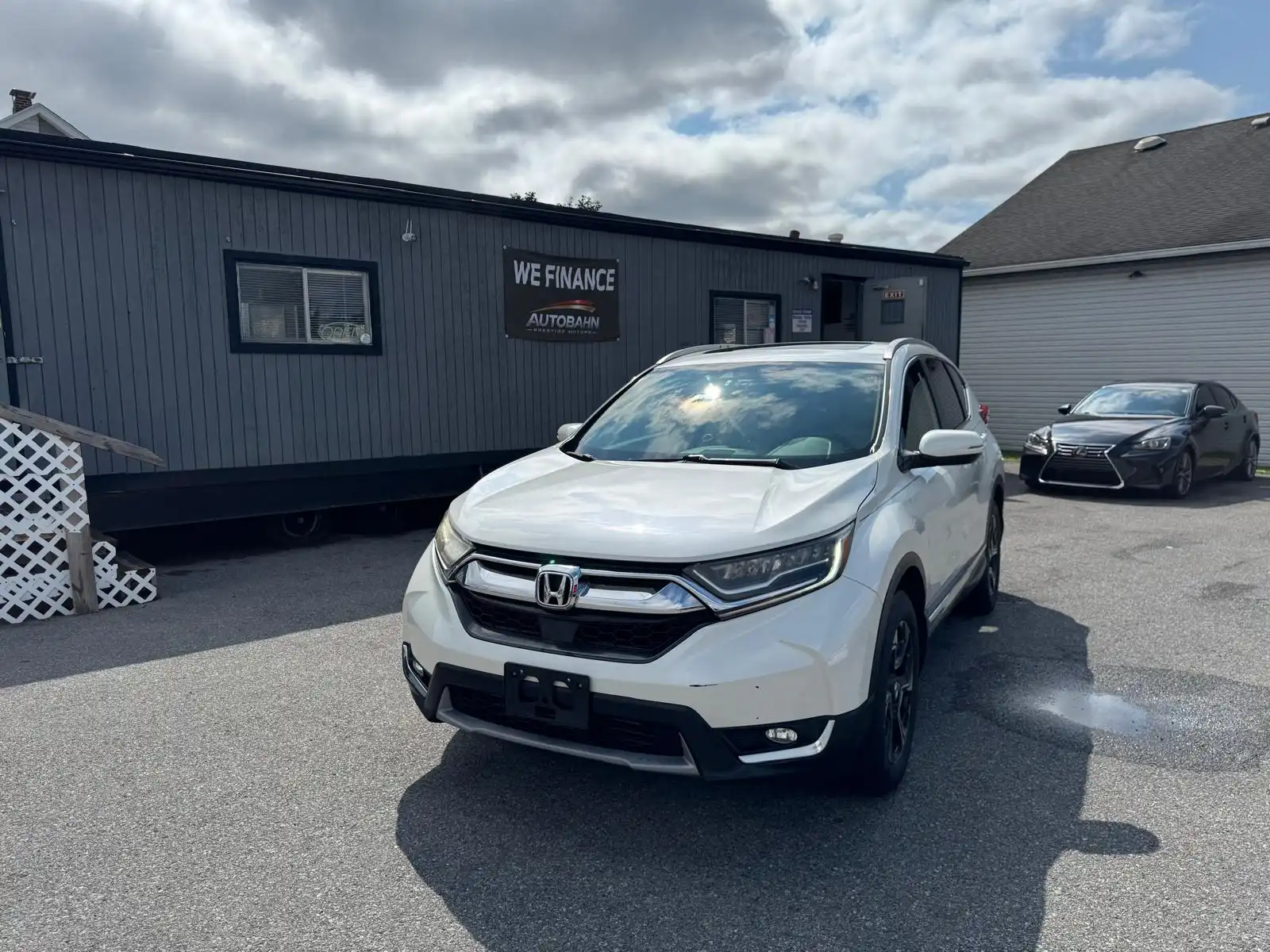 2017 Honda CR-V Touring AWD's photo