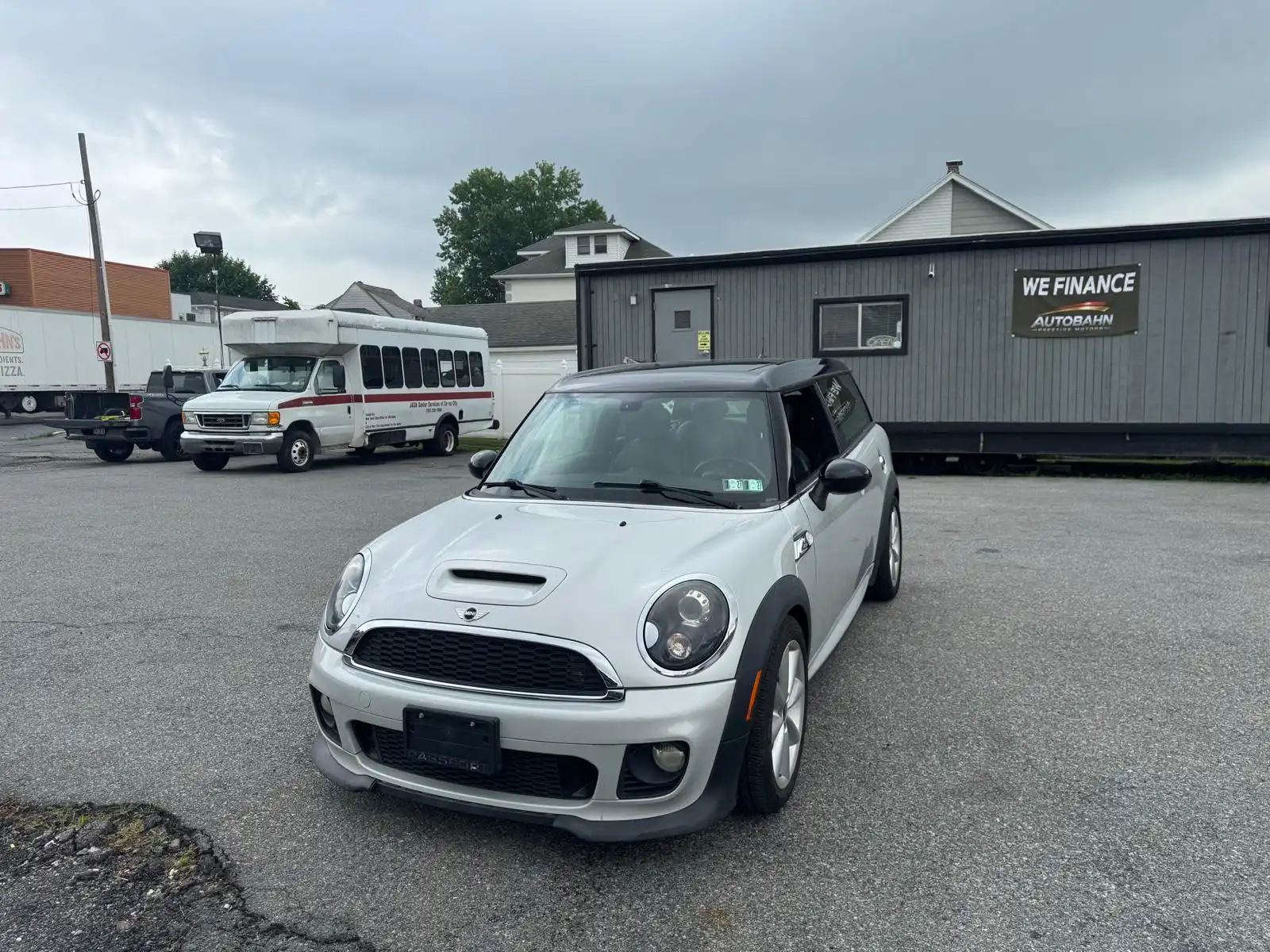 2014 MINI Cooper Clubman S's photo