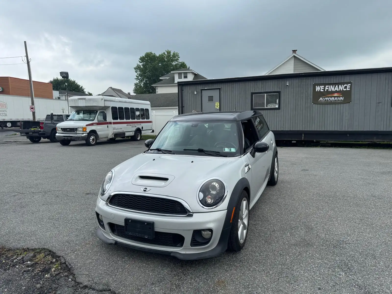 2014 MINI Cooper Clubman S's photo