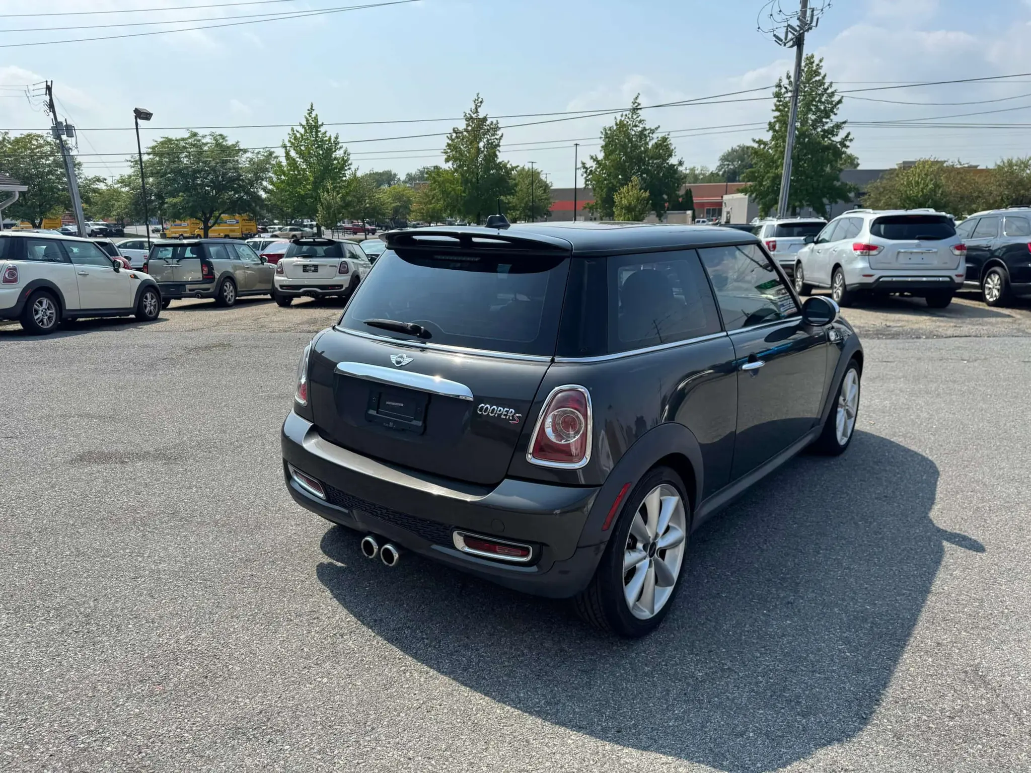 2011 MINI Cooper S photo 5
