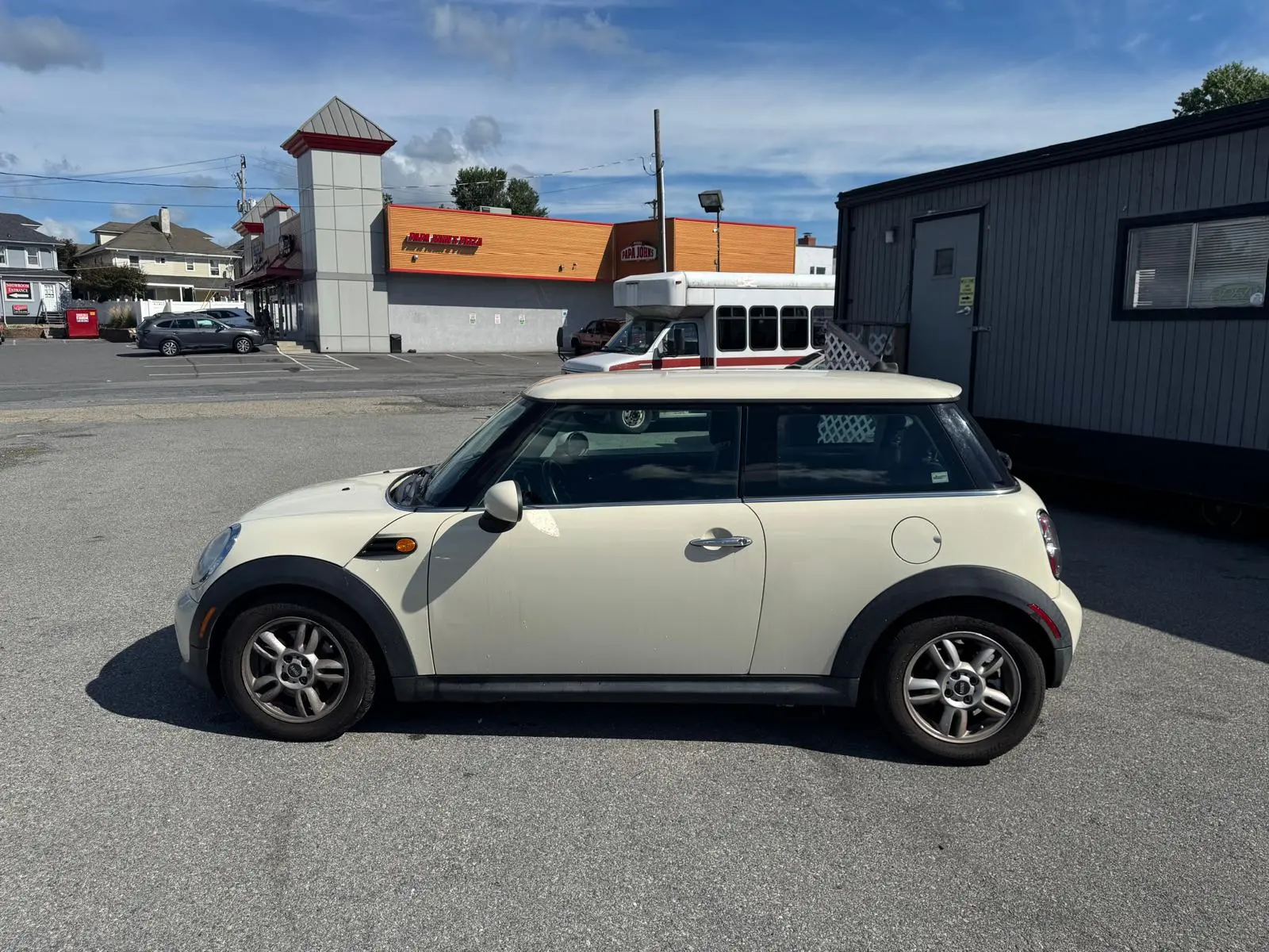 2012 MINI Cooper Base photo 5