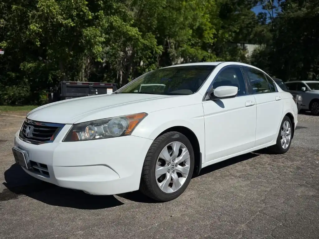 2010 Honda Accord EX-L Auto's photo