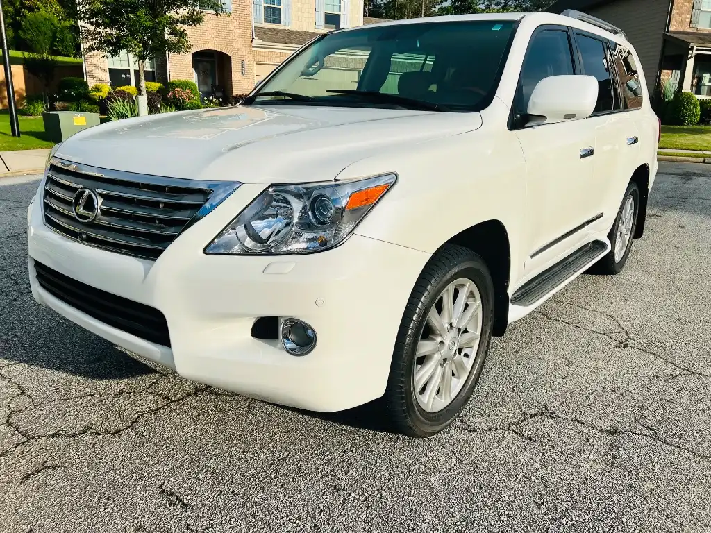 2008 Lexus LX 600 570's photo