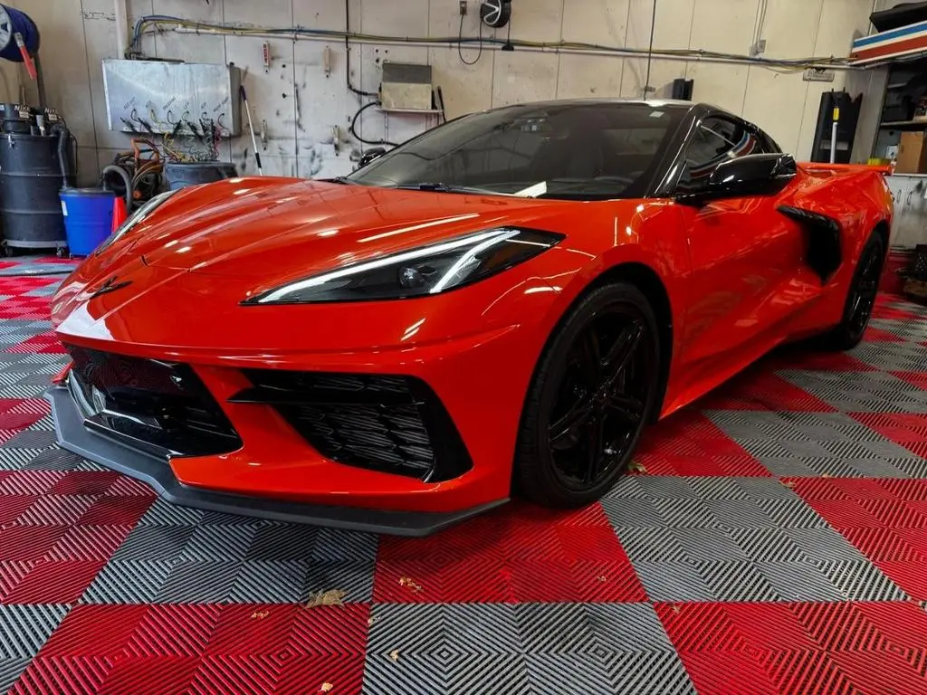 2026 Chevrolet Corvette Stingray Convertible 2LT photo 3