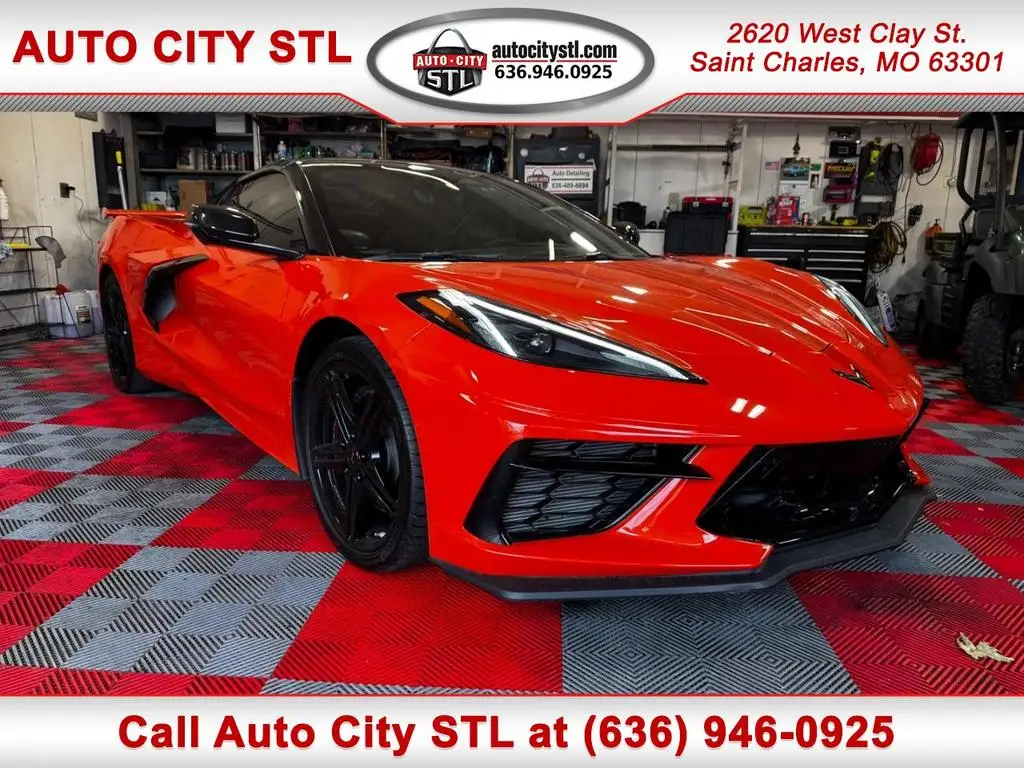 2026 Chevrolet Corvette Stingray Convertible 2LT photo 1