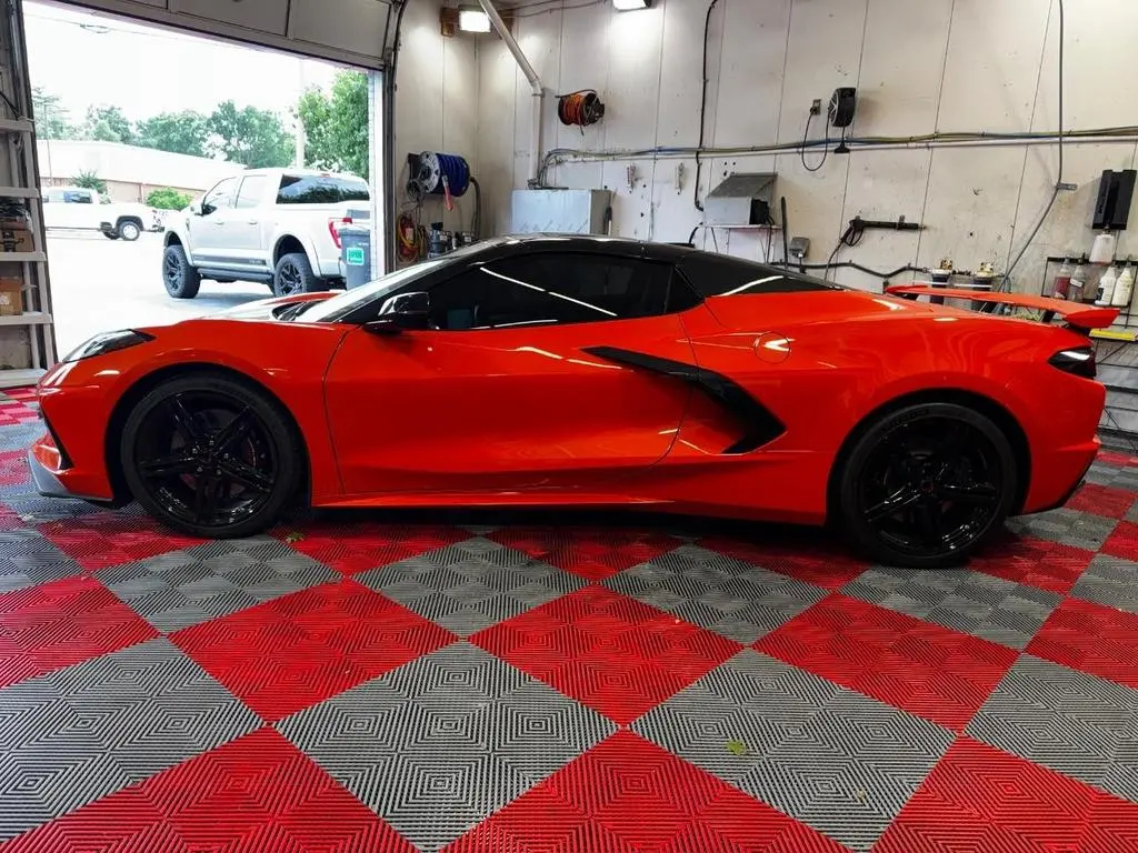 2026 Chevrolet Corvette Stingray Convertible 2LT photo 4