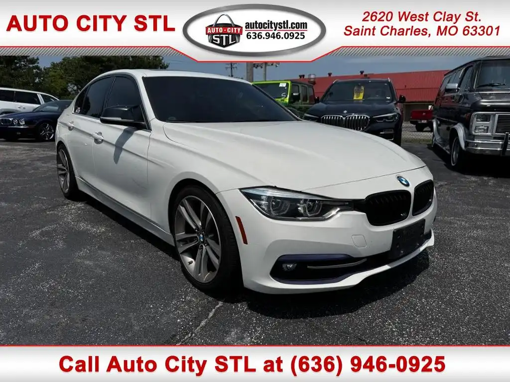 2018 BMW 3 Series 330i xDrive Sedan's photo