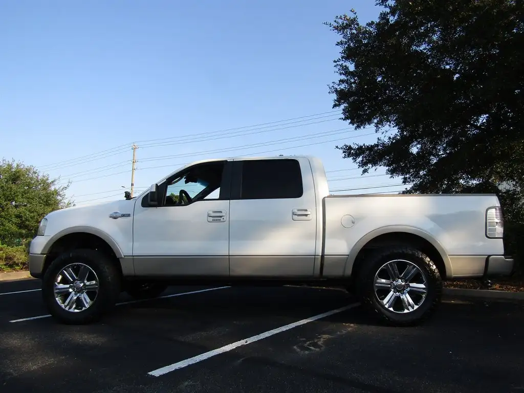 2007 Ford F-150 King Ranch SuperCrew 139 in's photo
