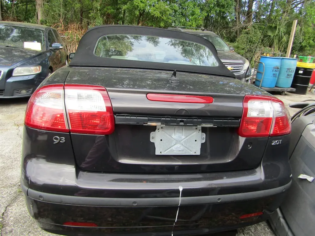 2004 Saab 9-3 Arc photo 3