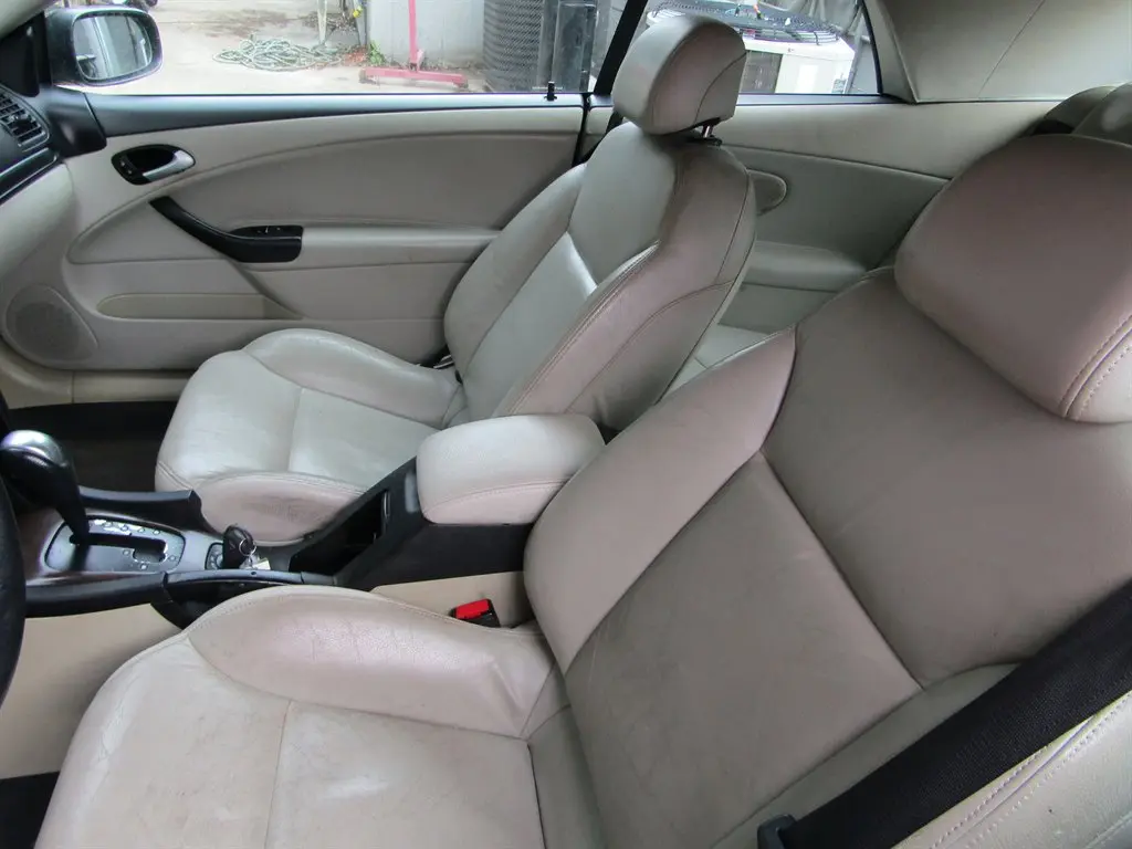 2004 Saab 9-3 Arc photo 4