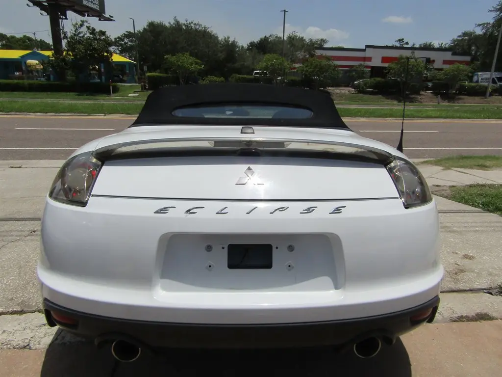 2012 Mitsubishi Eclipse SE Auto photo 3