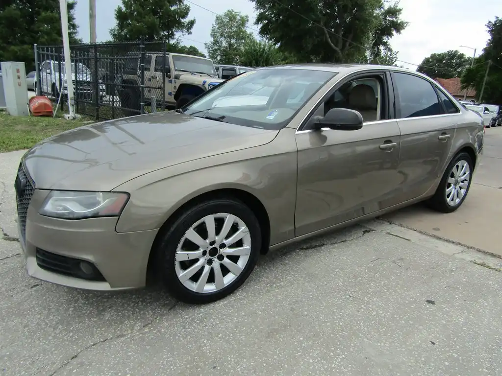 2010 Audi A4 2.0T quattro Manual Premium's photo