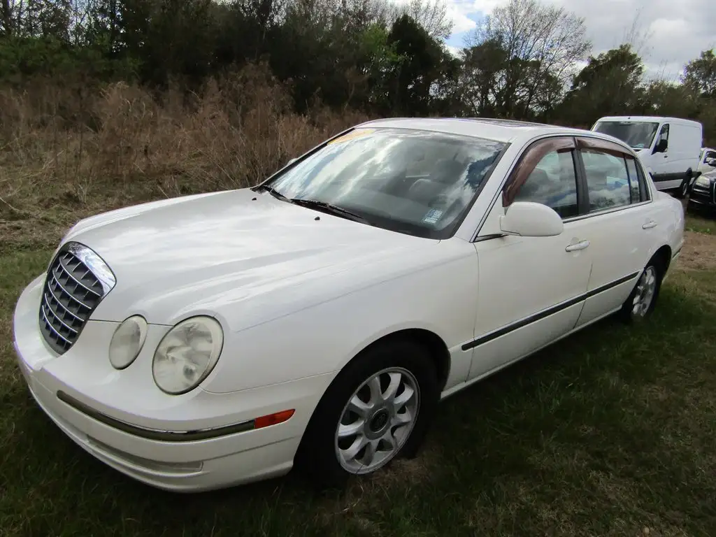 2006 Kia Amanti Base's photo