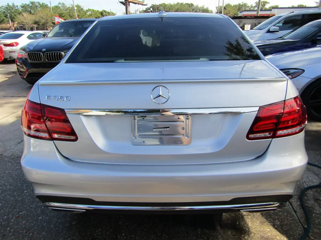 2015 Mercedes-Benz E-Class E350 Sport photo 3