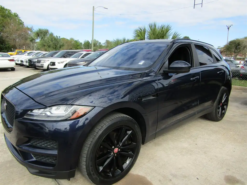 2018 Jaguar F-PACE 25t Prestige AWD's photo