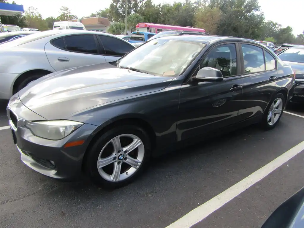 2013 BMW 3 Series 328i xDrive Sedan SULEV's photo