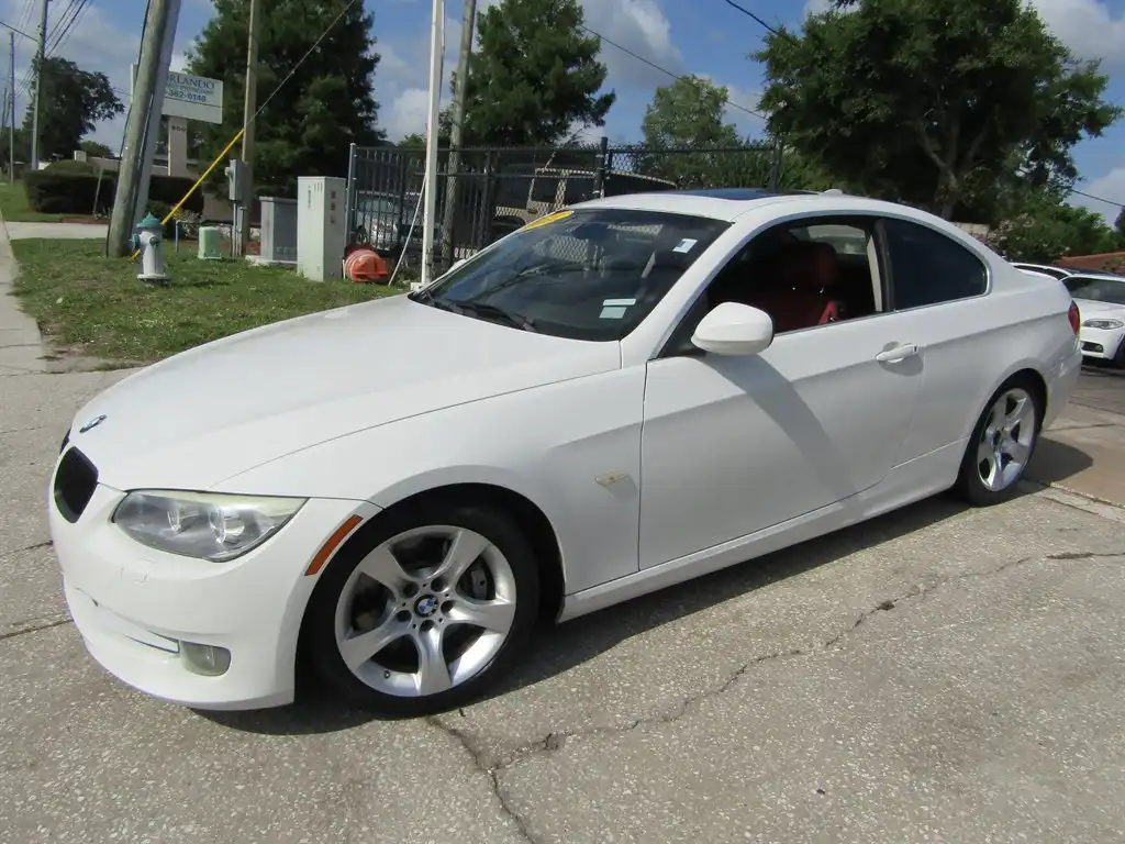 2012 BMW 3 Series 335i Coupe's photo