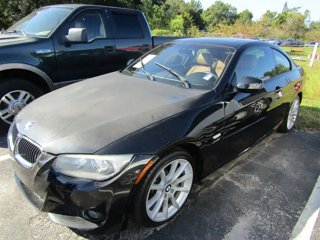 2012 BMW 3 Series 335i xDrive Coupe's photo