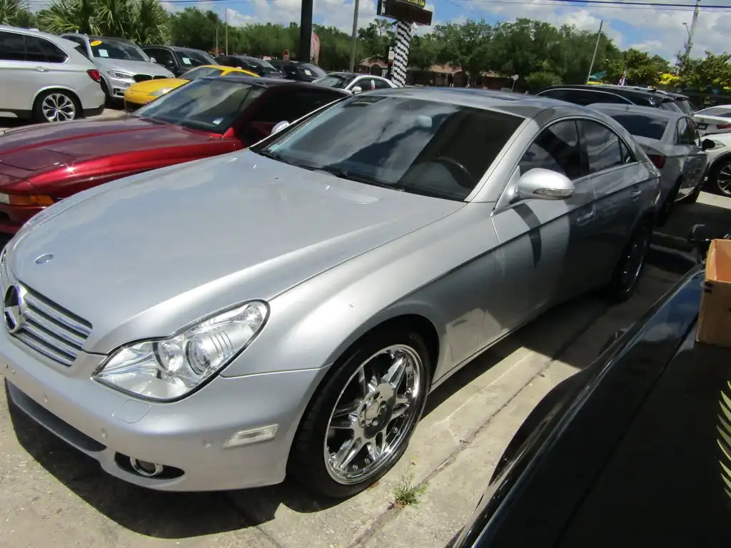 2008 Mercedes-Benz CLS CLS550's photo