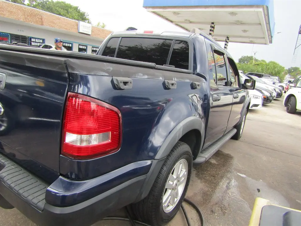 2008 Ford Explorer 4.0 XLT photo 4