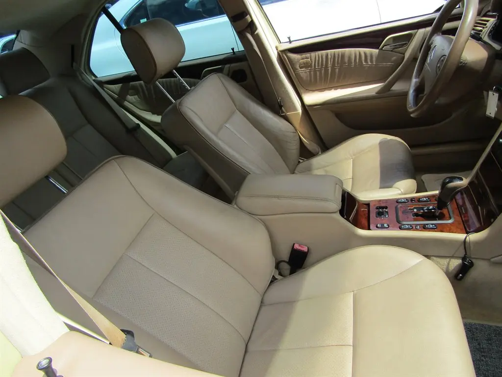 2001 Mercedes-Benz E-Class E320 photo 5