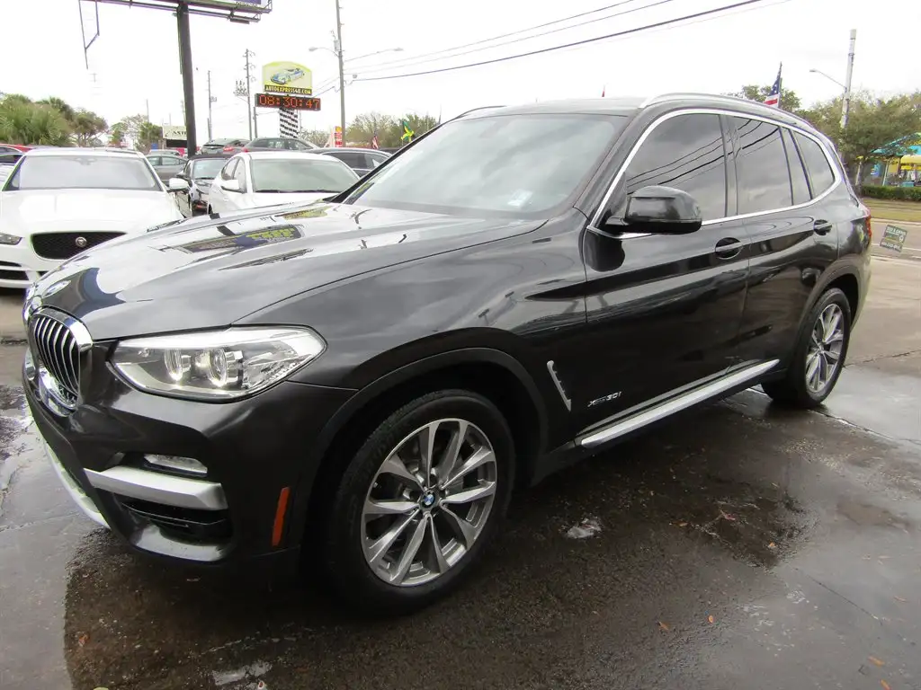 2018 BMW X3 xDrive30i's photo