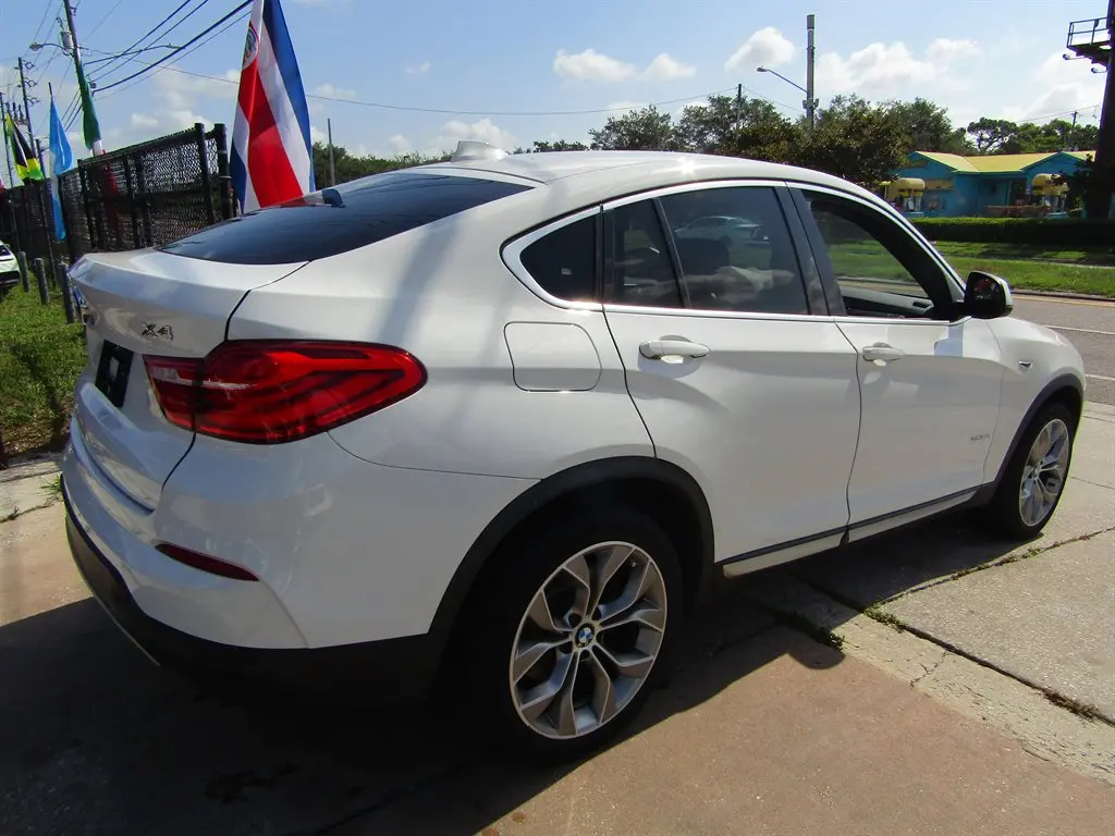 2018 BMW X4 xDrive28i photo 4