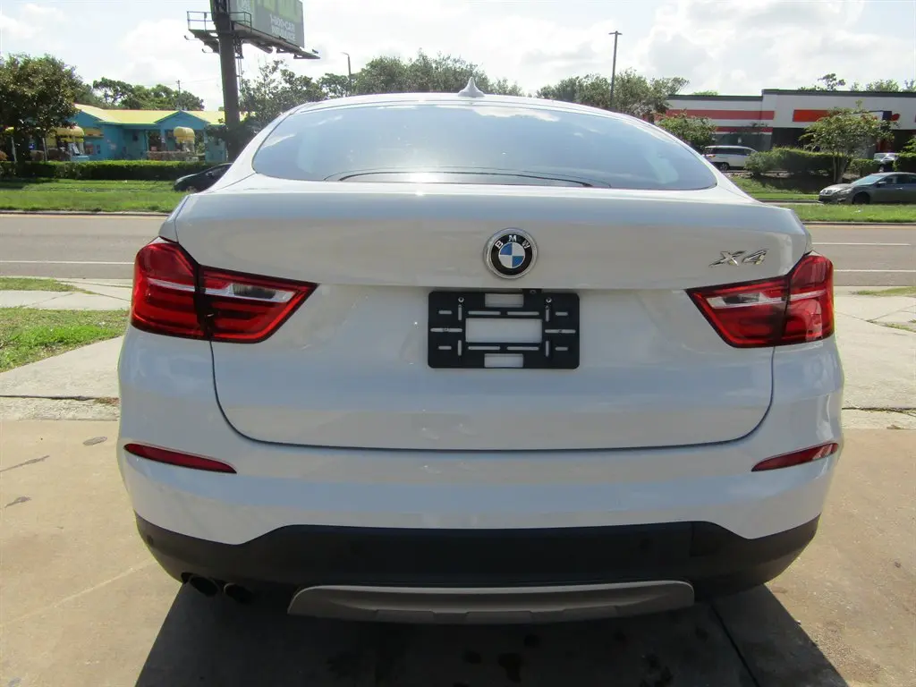 2018 BMW X4 xDrive28i photo 3