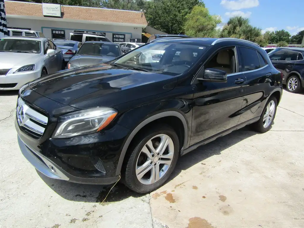 2015 Mercedes-Benz GLA GLA250's photo