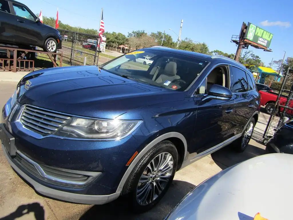 2017 Lincoln MKX Reserve AWD's photo