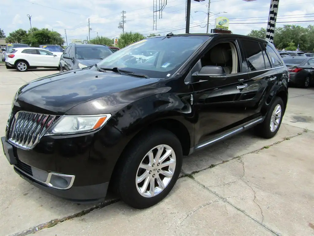 2013 Lincoln MKX FWD's photo