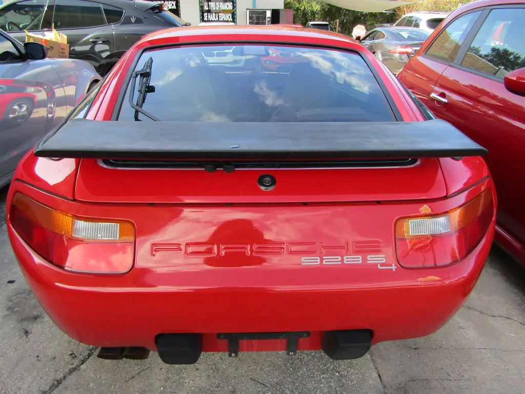 1988 Porsche 928 undefined photo 3