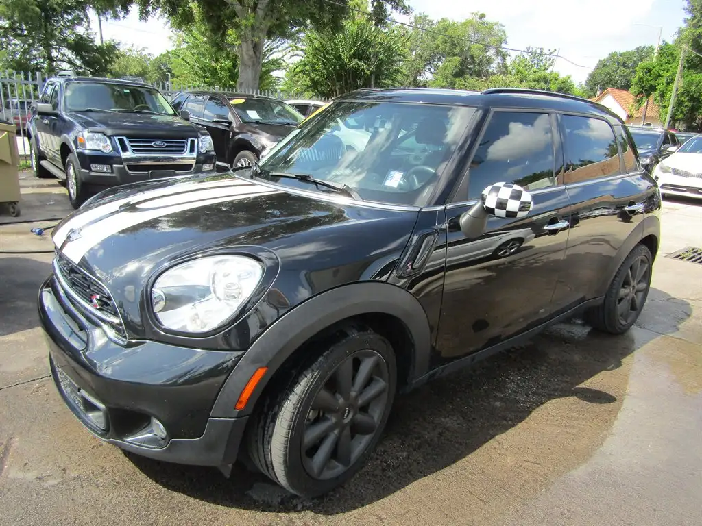 2015 MINI Countryman Countryman S's photo