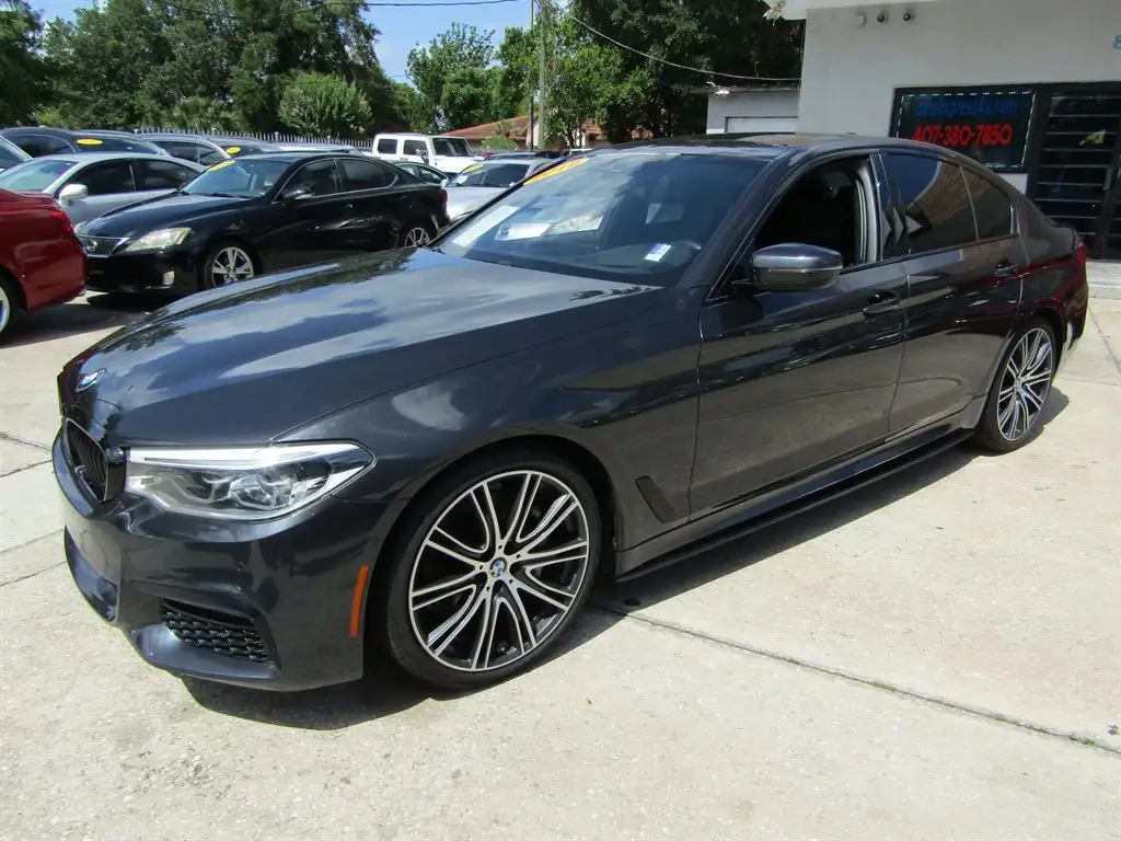 2019 BMW 5 Series 540i Sedan's photo
