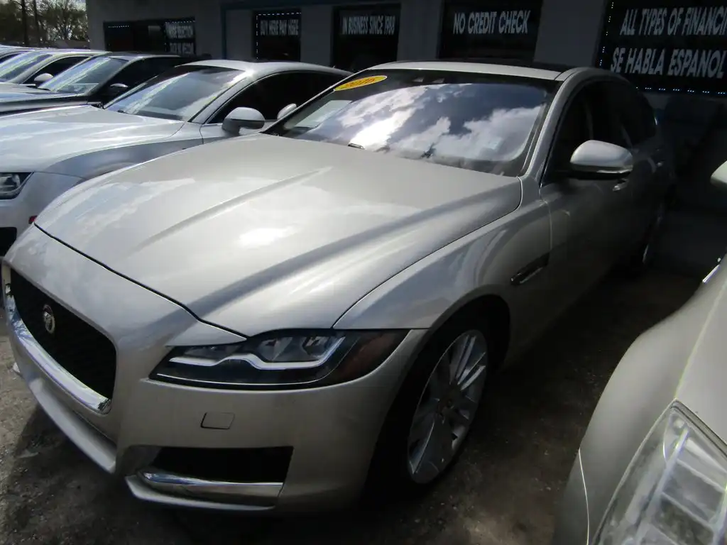 2016 Jaguar XF 35t Prestige's photo