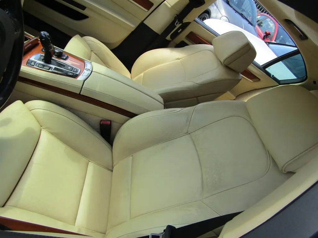 2010 BMW 7 Series 750Li photo 4