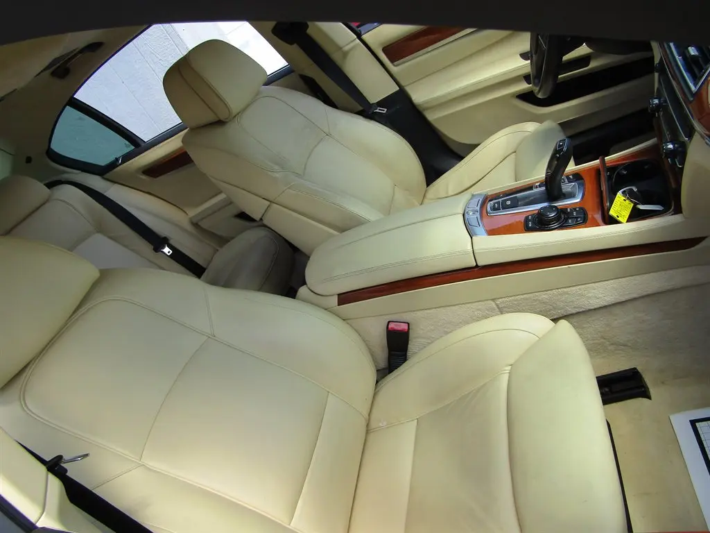 2010 BMW 7 Series 750Li photo 5