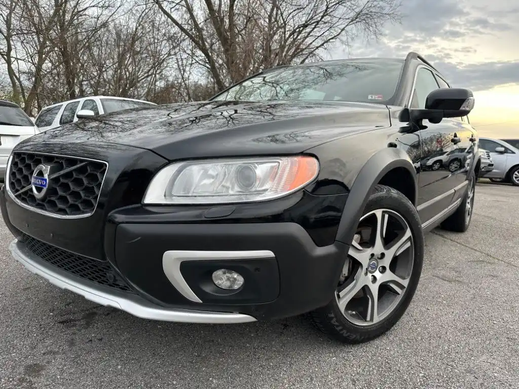 2015 Volvo XC70 T6 AWD Platinum's photo