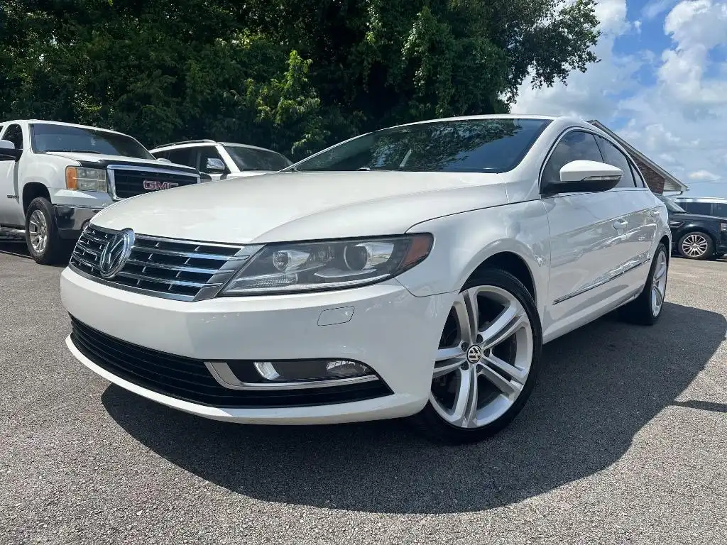 2013 Volkswagen CC Tiptronic R-Line's photo