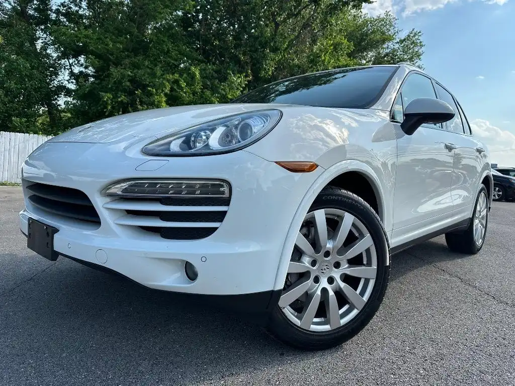 2014 Porsche Cayenne Tiptronic's photo
